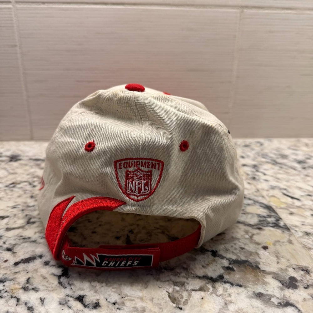 Vintage 90s Kansas City Chiefs Sharktooth Snapback Hat NFL Reebok - Picture 3 of 5